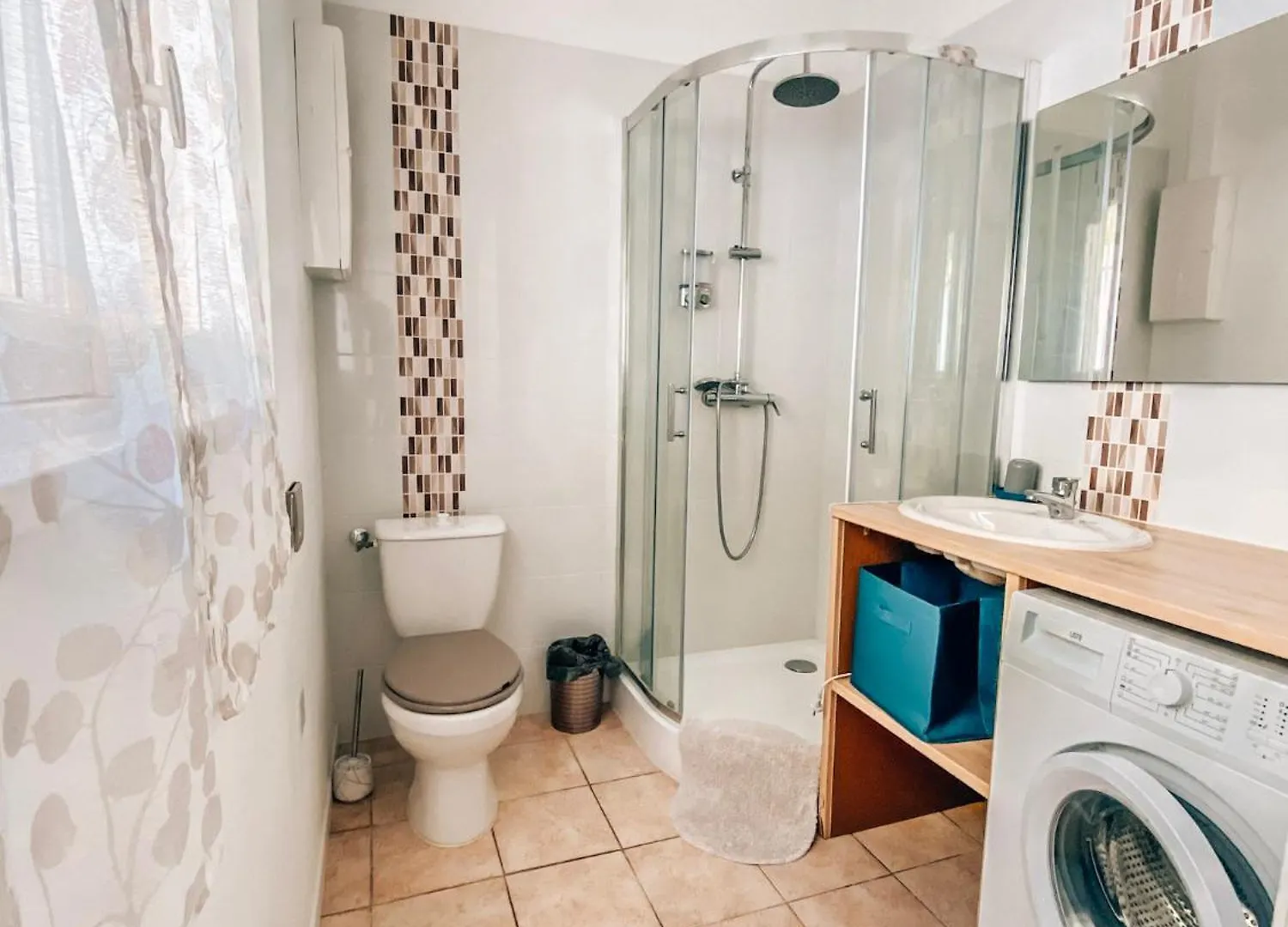 Holiday home Reve D'Azur En Bord De Mer, Studio Avec Piscine Partagee, Parking Barbecue, Draps Inclus A La Nartelle Sainte-Maxime
